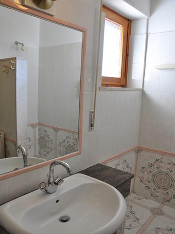 Hotel L'Oasi Cala Gonone Quarto foto
